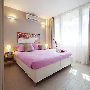 La Farina 2*, Floransa İtalya